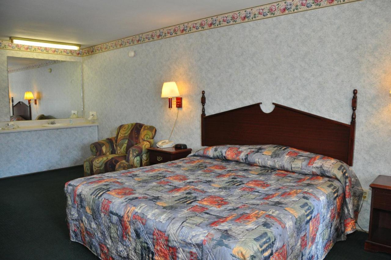 Merrimac Inn & Suites Williamsburg Kültér fotó